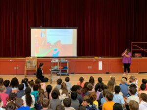 Ms. G Reading to Students