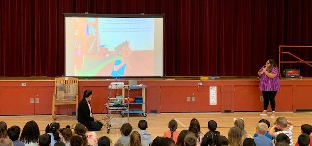 Ms. G Reading to Students