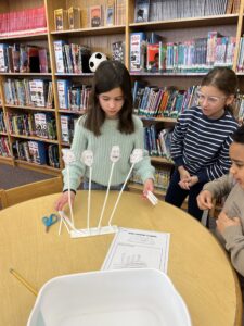 Student building Mount Rushmore