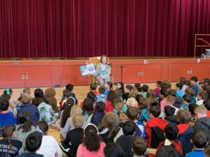 Students listening to Miss Jane Read