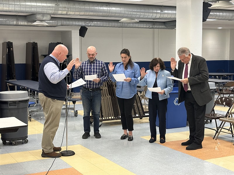 BOE Members sworn in by Mr. Kelly